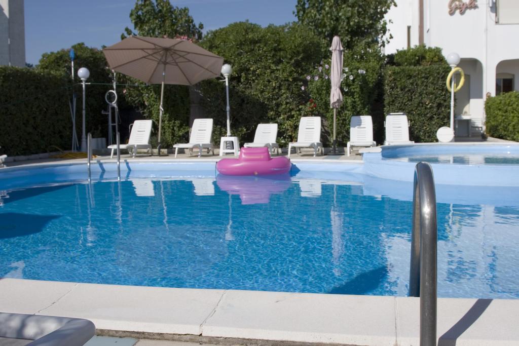 Baby Gigli Hotell Numana Exteriör bild